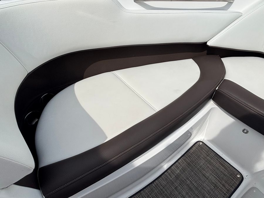 2024 Cobalt 220S, photo 17 of 20