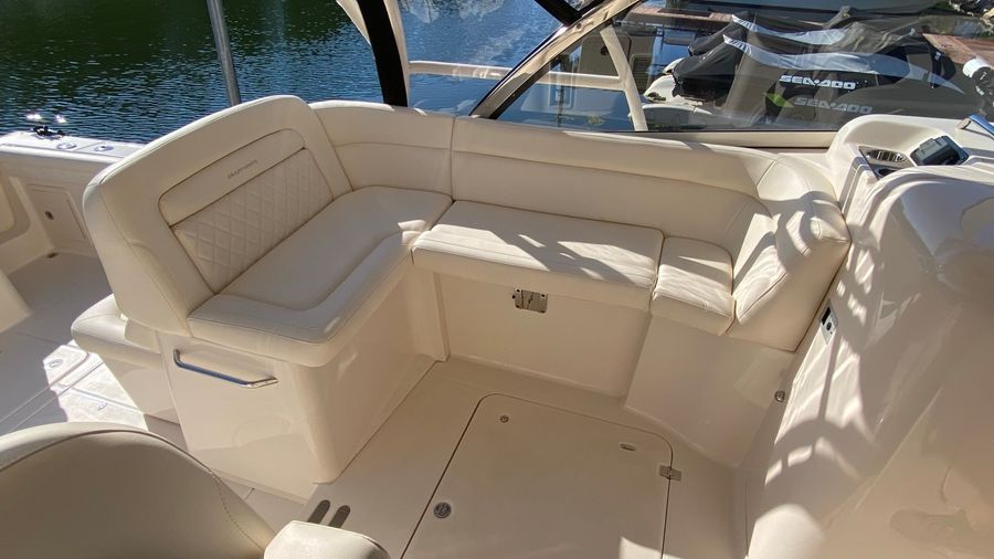 2021 Grady-White Freedom 335, photo 13 of 23
