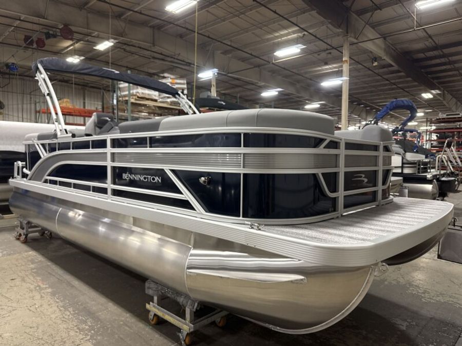 2026 Bennington 22SSR, photo 6 of 30