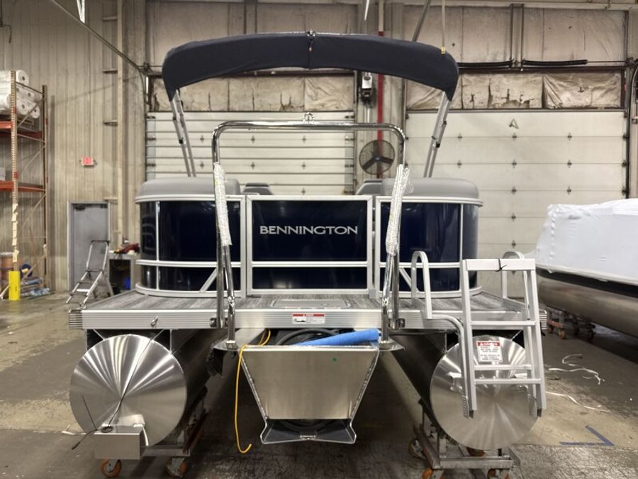 2026 Bennington 22SSR, photo 12 of 30
