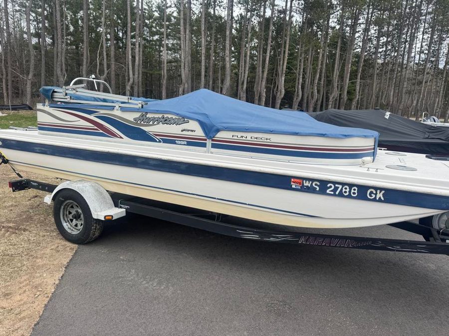 2002 Hurricane FunDeck 198 RE