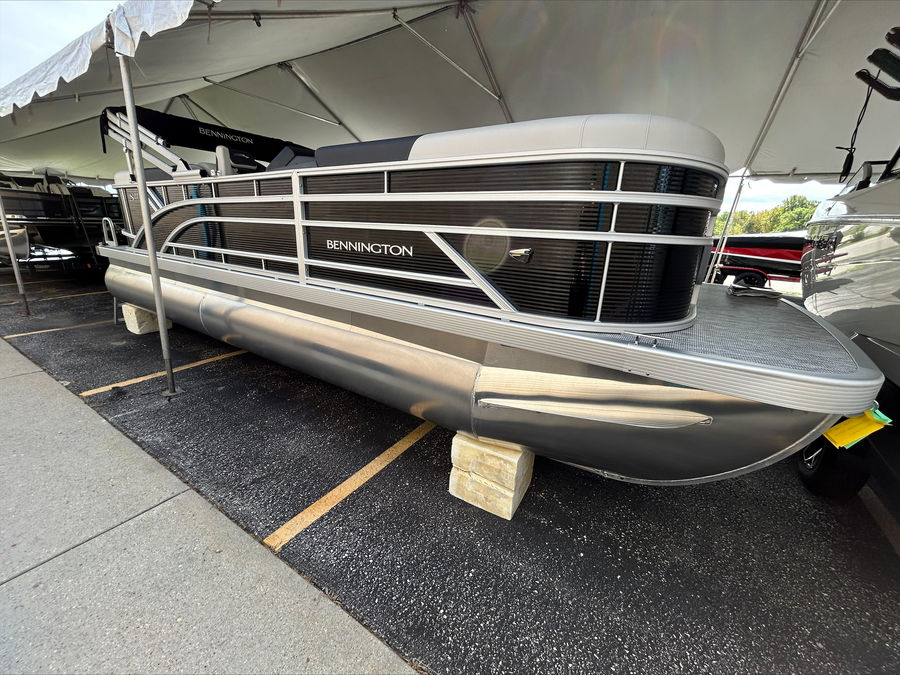 2027 Bennington 22S1SR