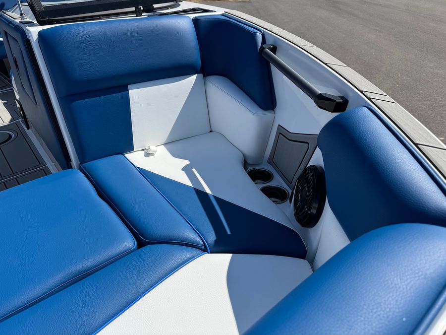 2026 Moomba Mondo, photo 15 of 30