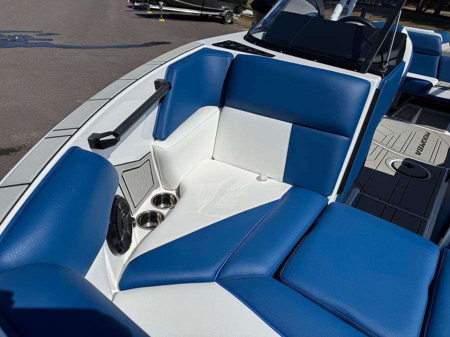 2026 Moomba Mondo, photo 14 of 30