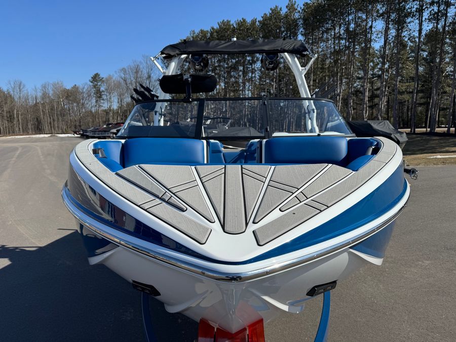 2026 Moomba Mondo, photo 5 of 30