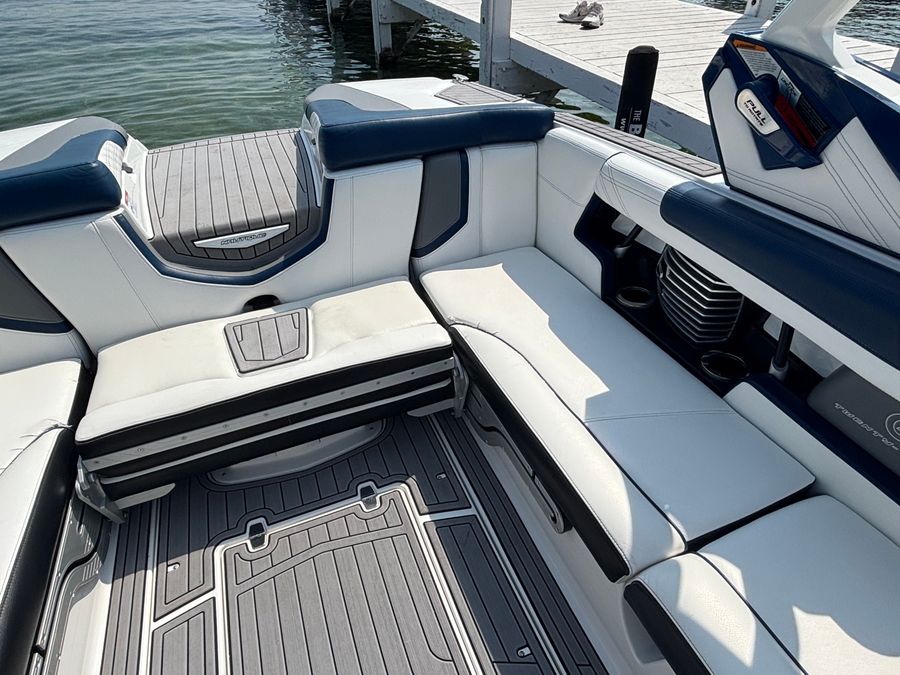 2017 Nautique Super Air Nautique G23, photo 11 of 18