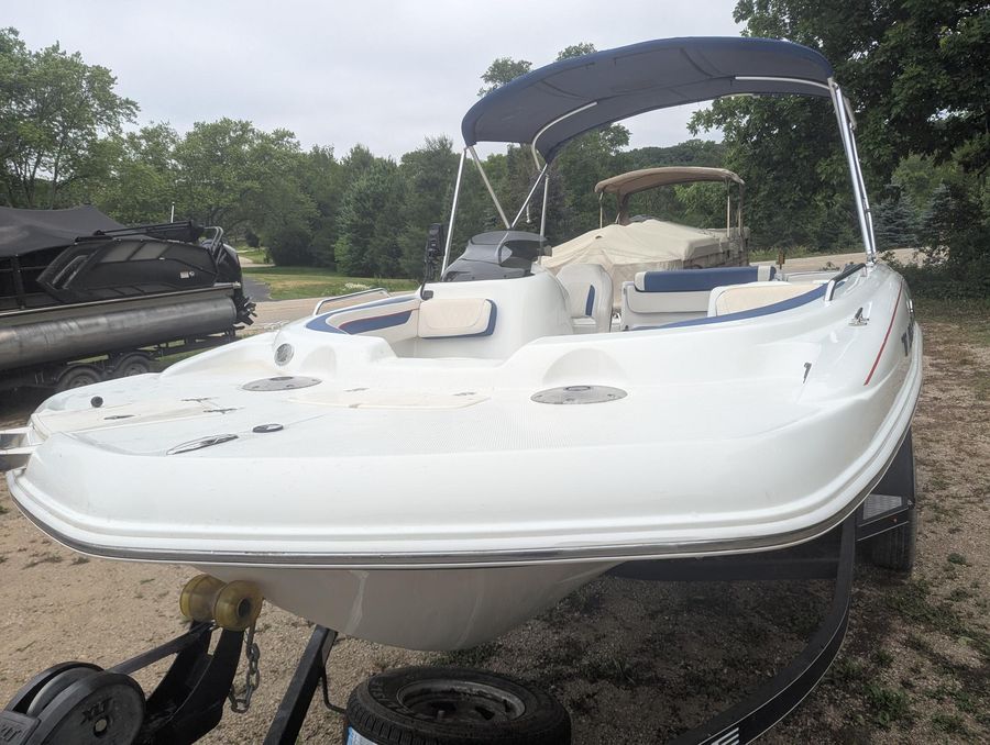 2017 Tahoe 195, photo 12 of 30