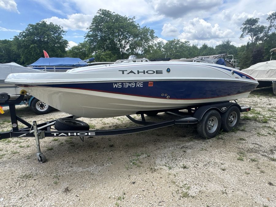 2017 Tahoe 195, photo 7 of 30