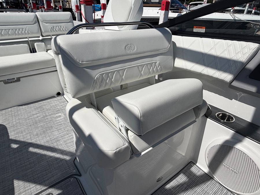 2027 Cobalt R26, photo 15 of 24