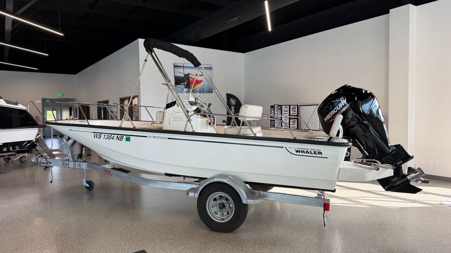 2021 Boston Whaler 170 Montauk, photo 1 of 12