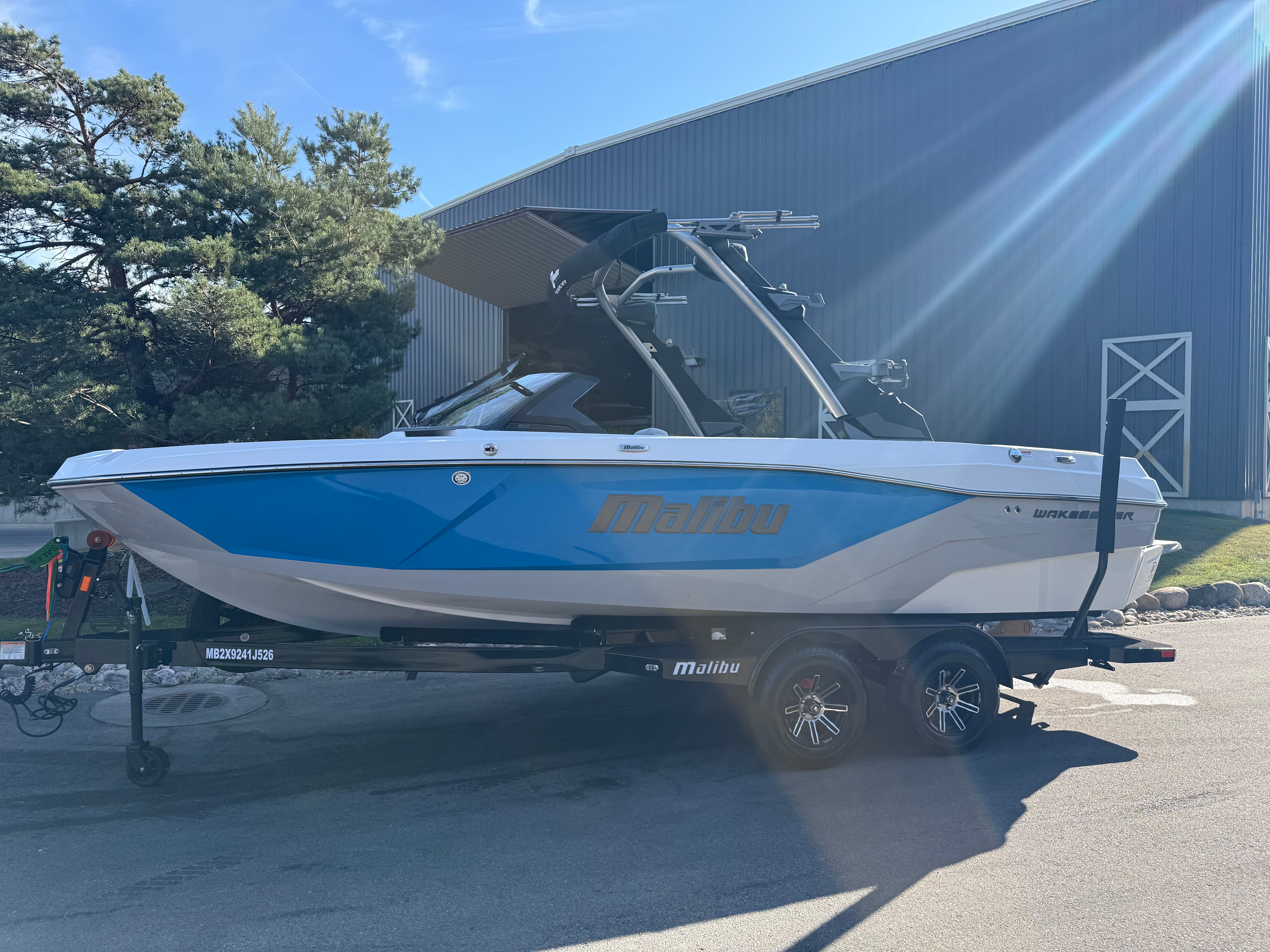 New 2026 21' Malibu 21LX For Sale in Fontana on Lake Geneva, WI