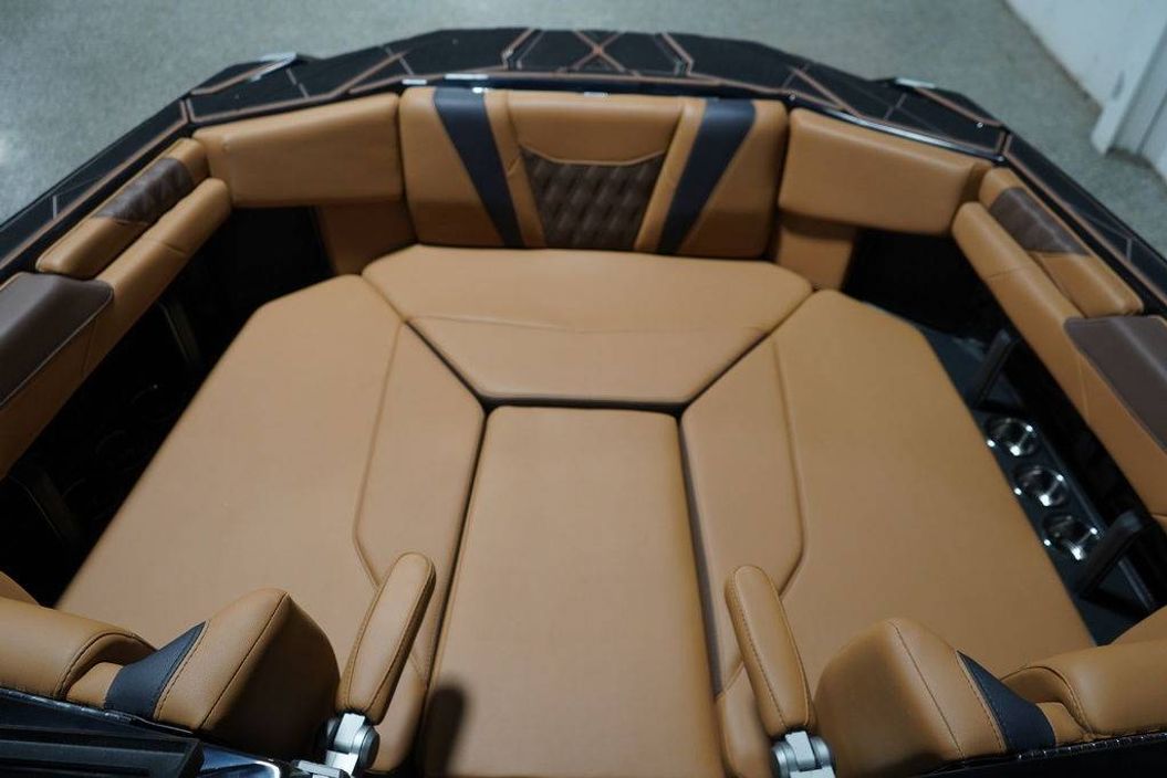 2026 Malibu Boats M230