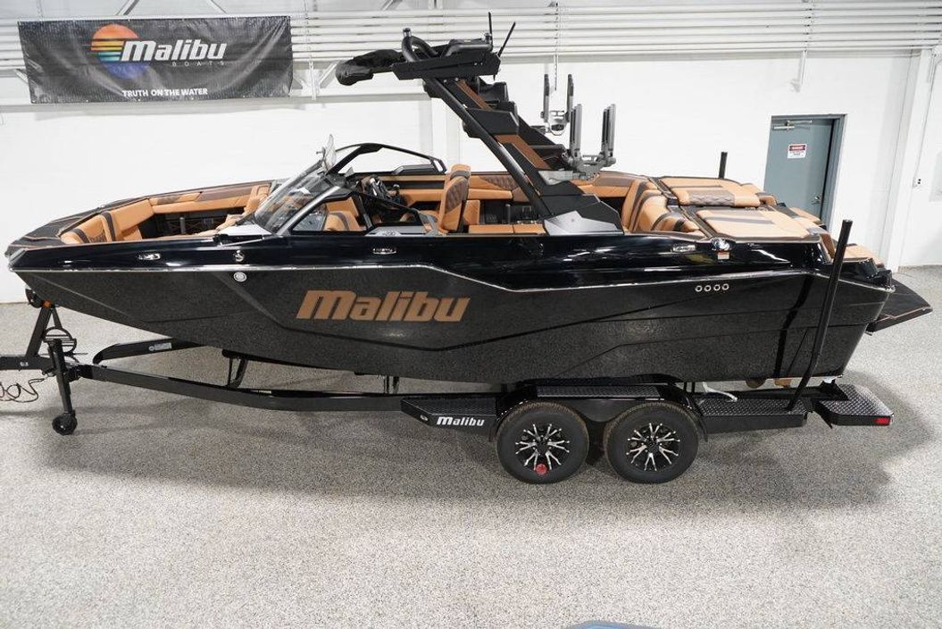 2026 Malibu Boats M230