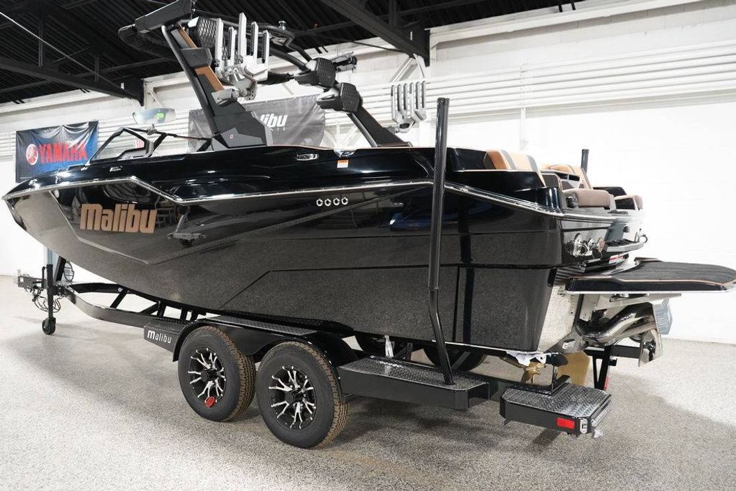2026 Malibu Boats M230
