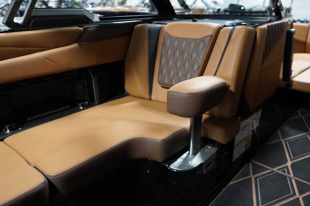2026 Malibu Boats M230