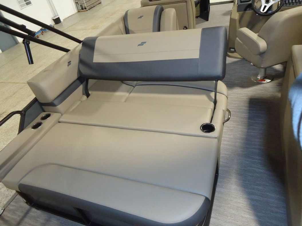 2026 Starcraft Marine EX 22 Q