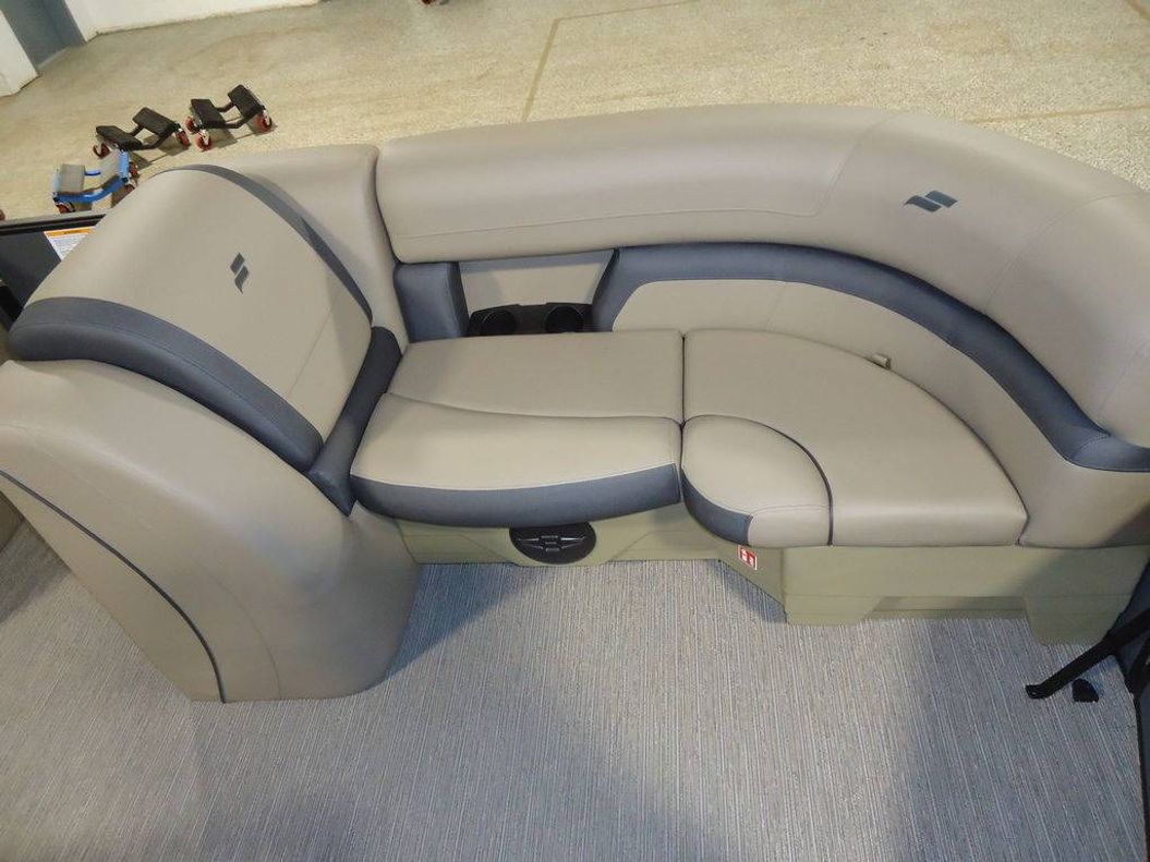 2026 Starcraft Marine EX 22 Q