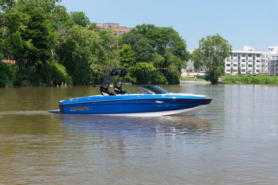 2025 Supreme S220, photo 23 of 25