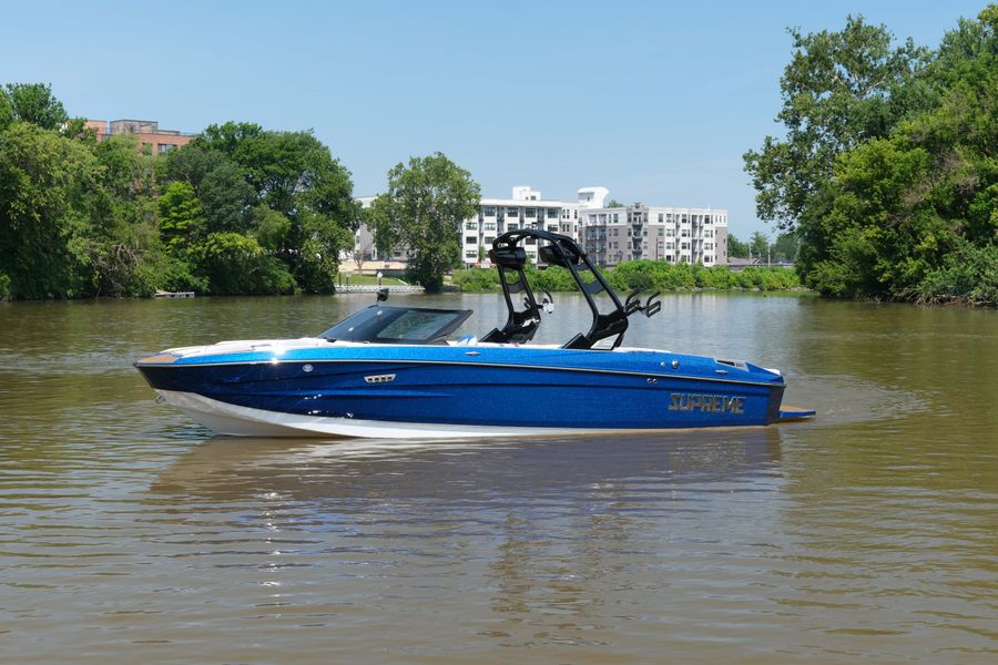 2025 Supreme S220, photo 22 of 25
