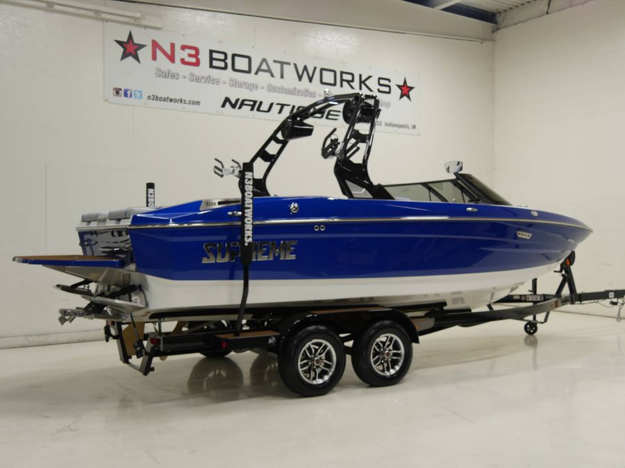 2025 Supreme S220, photo 3 of 25