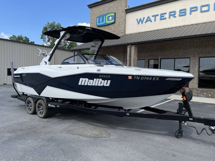 2023 Malibu 25 LSV