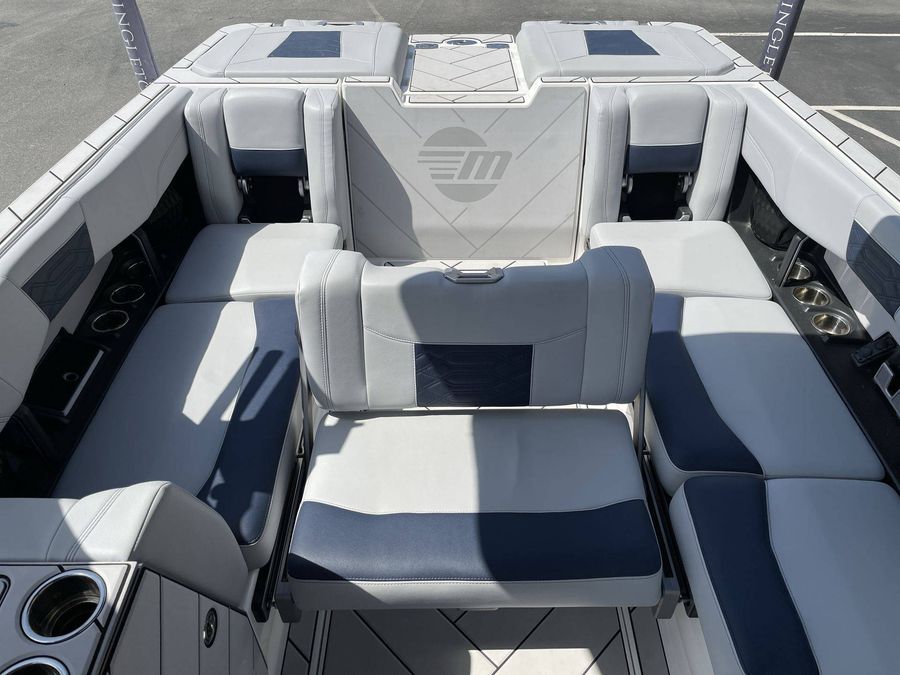 2023 Malibu 25 LSV, photo 24 of 30