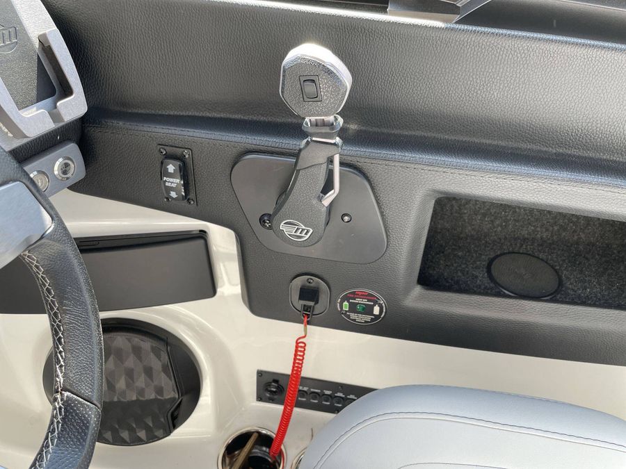 2023 Malibu 25 LSV, photo 13 of 30
