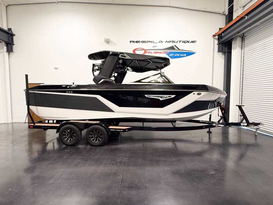 2026 Nautique S23