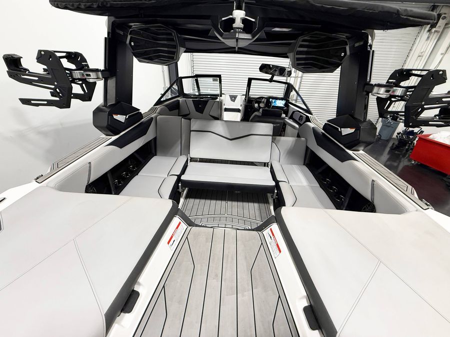 2026 Nautique S23, photo 8 of 15