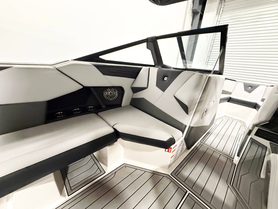 2026 Nautique S23, photo 6 of 15