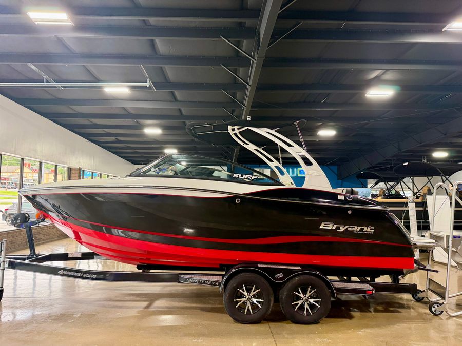 2018 Bryant Calandra 23 Surf