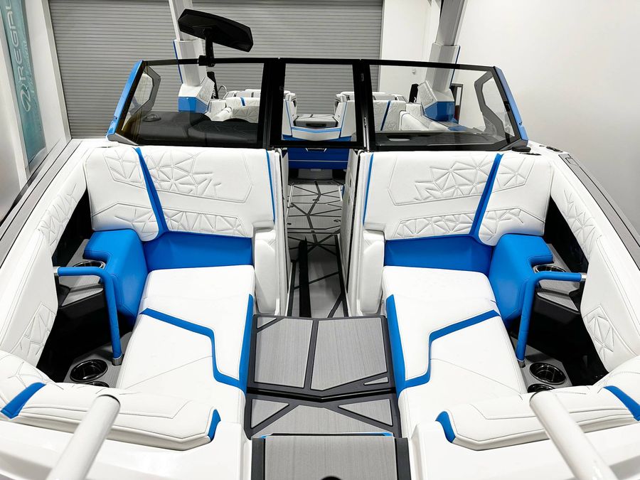 2025 Nautique P23, photo 4 of 14