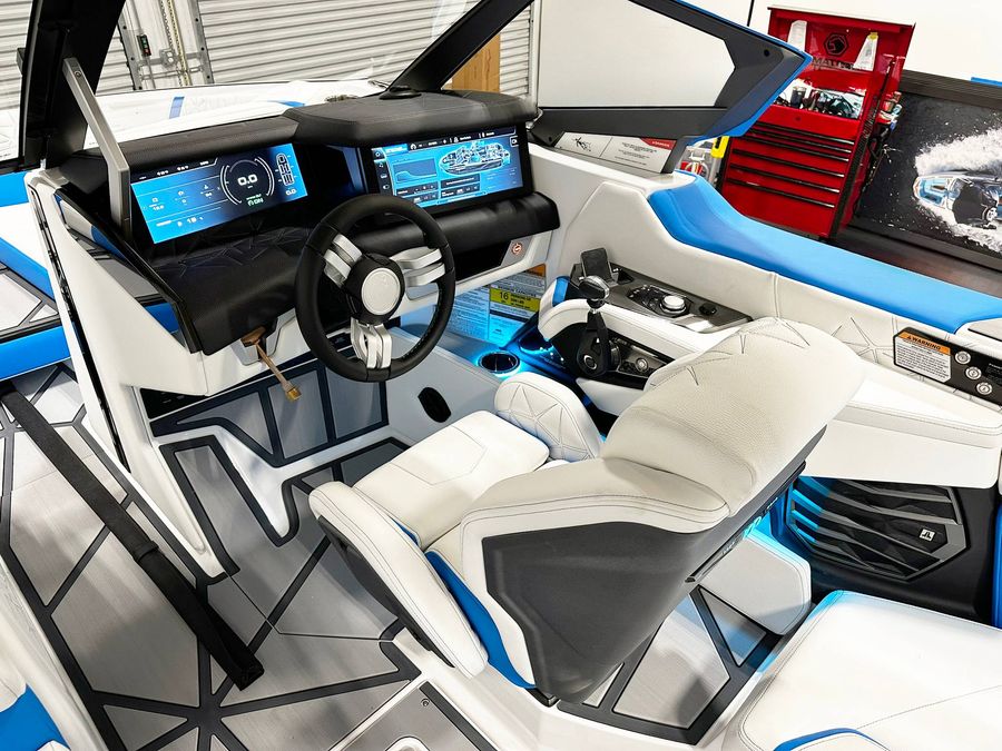 2025 Nautique P23, photo 9 of 14