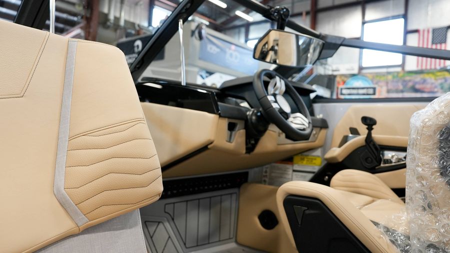 2027 Nautique G23, photo 6 of 12