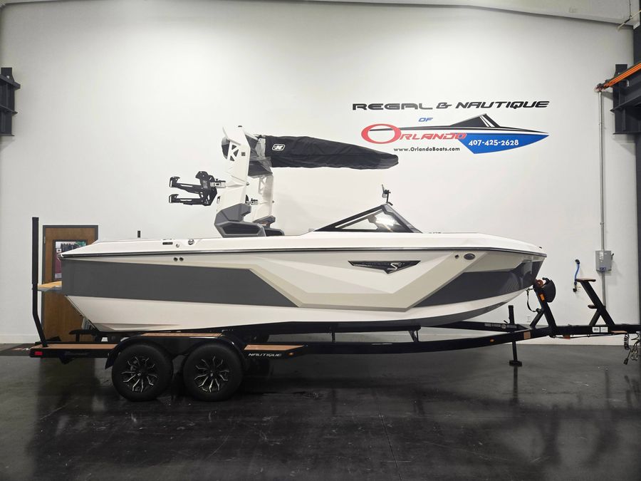 2026 Nautique S21
