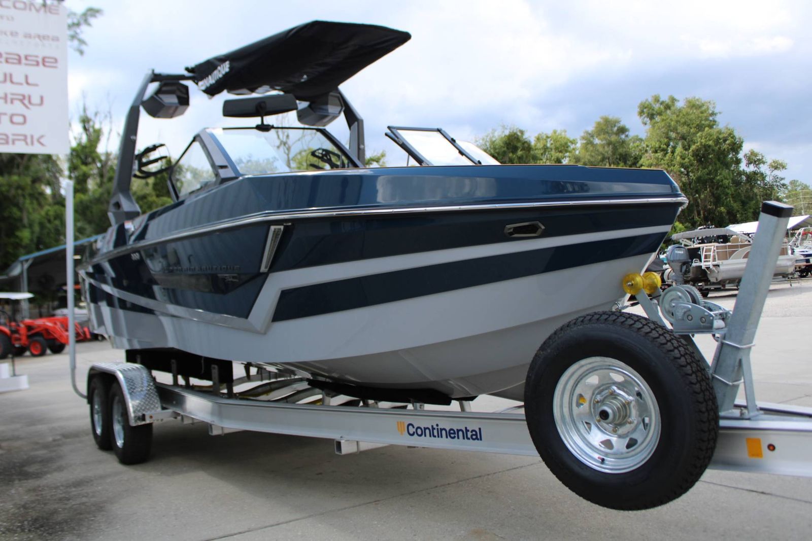 2027 Nautique S23 wake / ski for sale in Melrose, Florida — photo 4