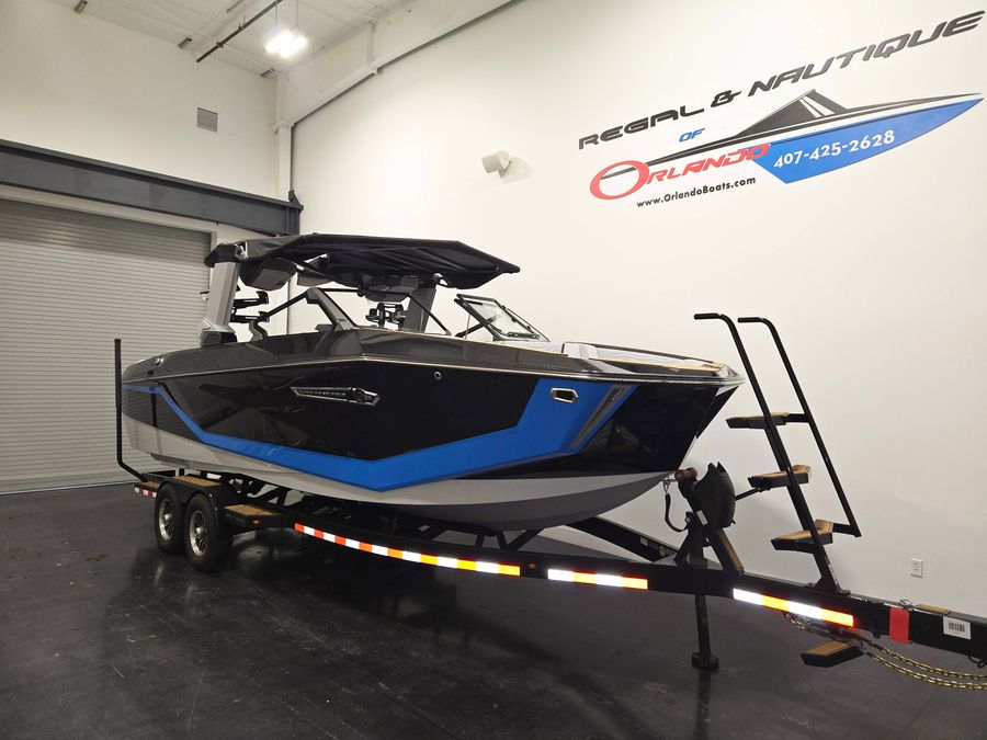 2027 Nautique G25, photo 3 of 15