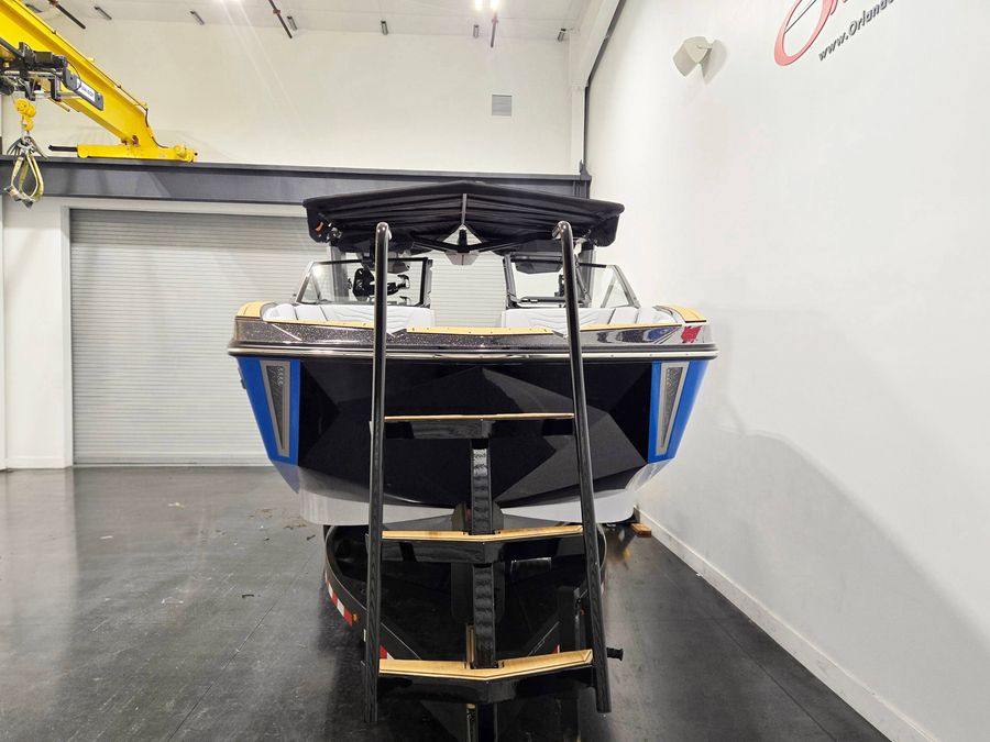 2027 Nautique G25, photo 4 of 15