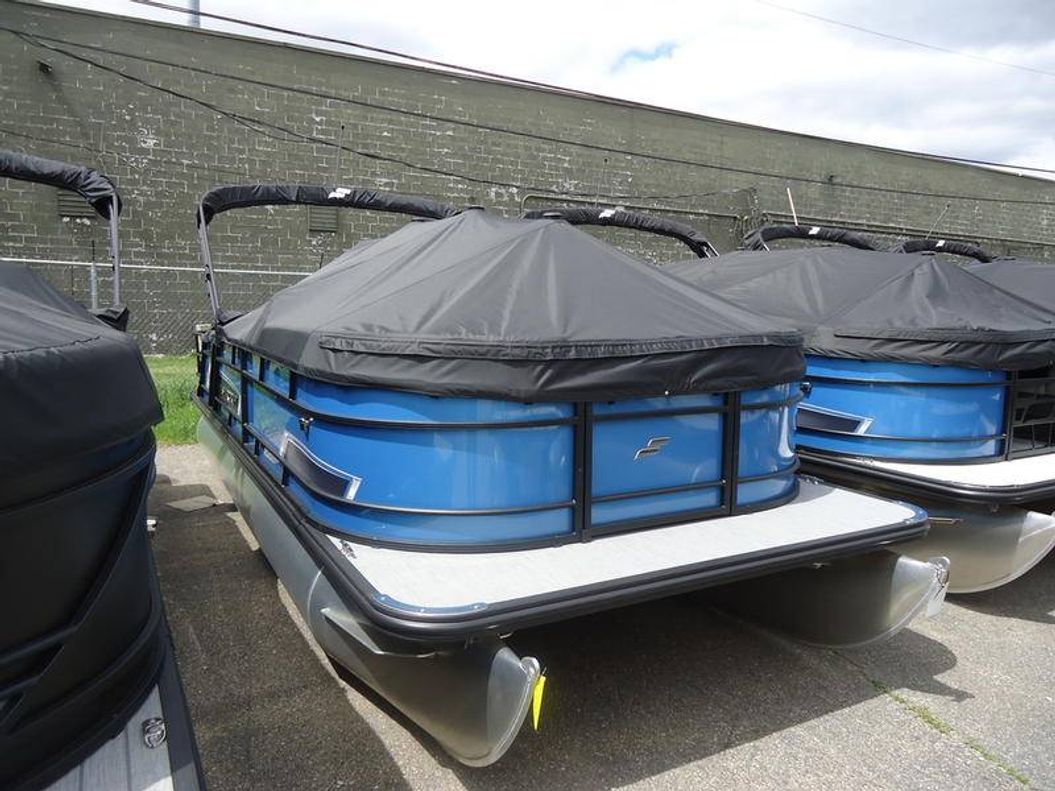 2026 Starcraft Marine EX 22 Q