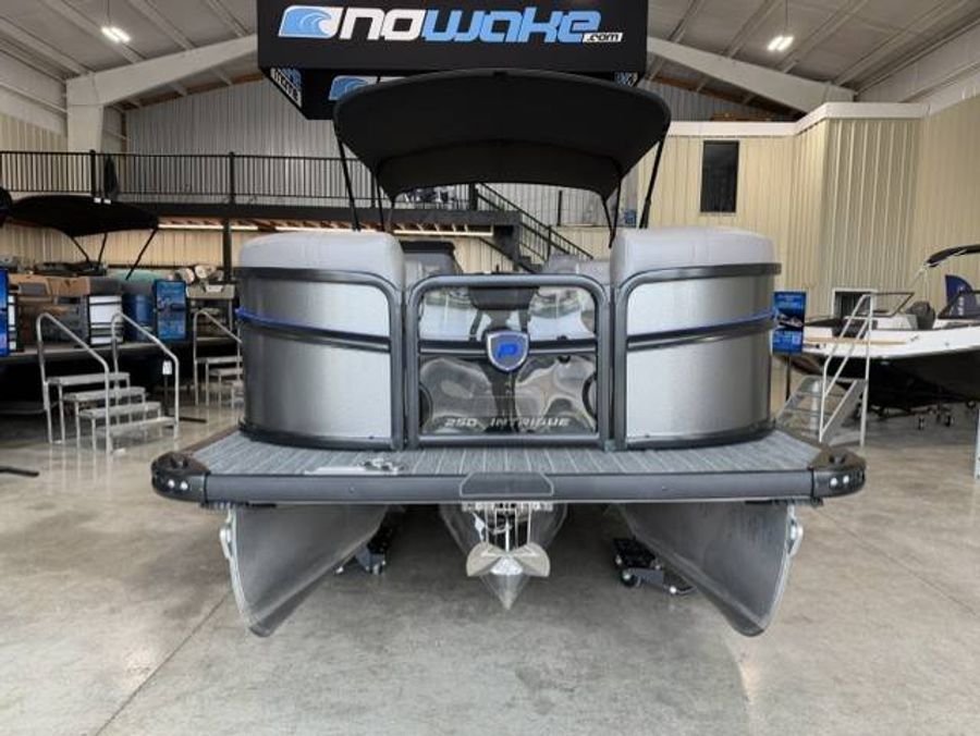 2026 Premier 250 Intrigue, photo 3 of 12