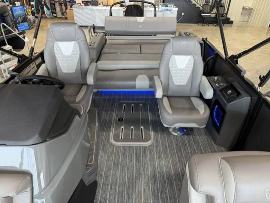 2026 Premier 250 Intrigue, photo 9 of 12