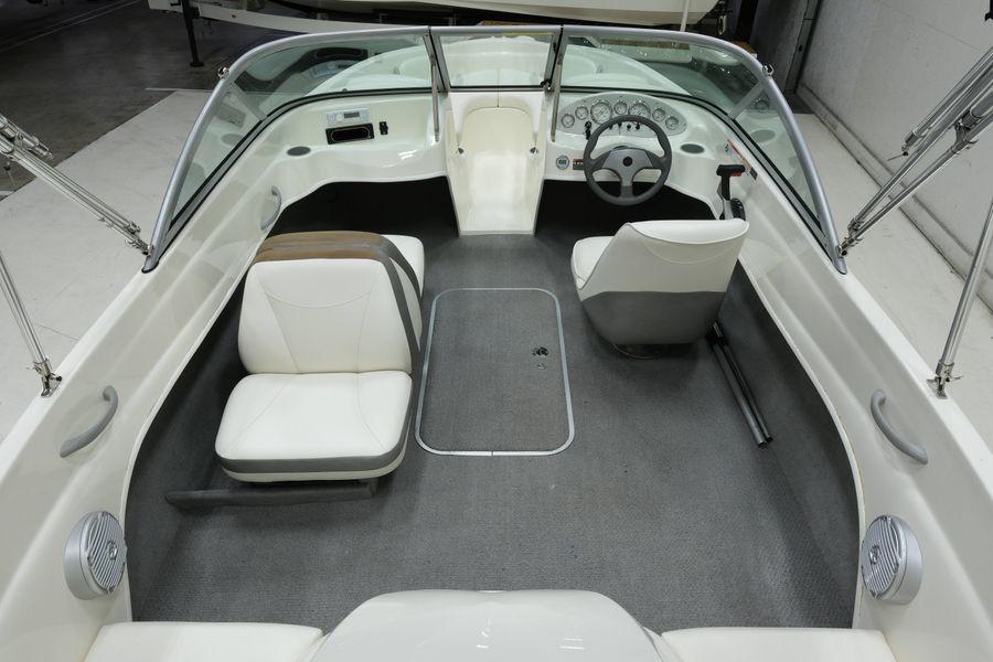 2010 Bayliner 175 BR, photo 8 of 21