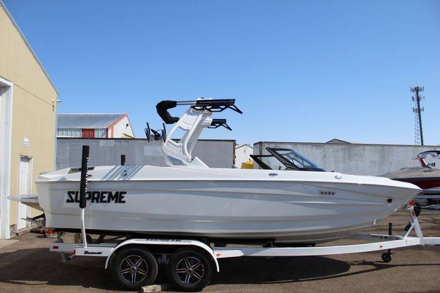 Supreme Boats » Most Valuable Towboat