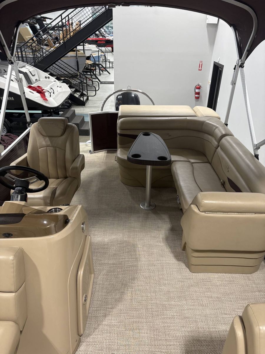 2018 Bennington 21SLX, photo 7 of 19