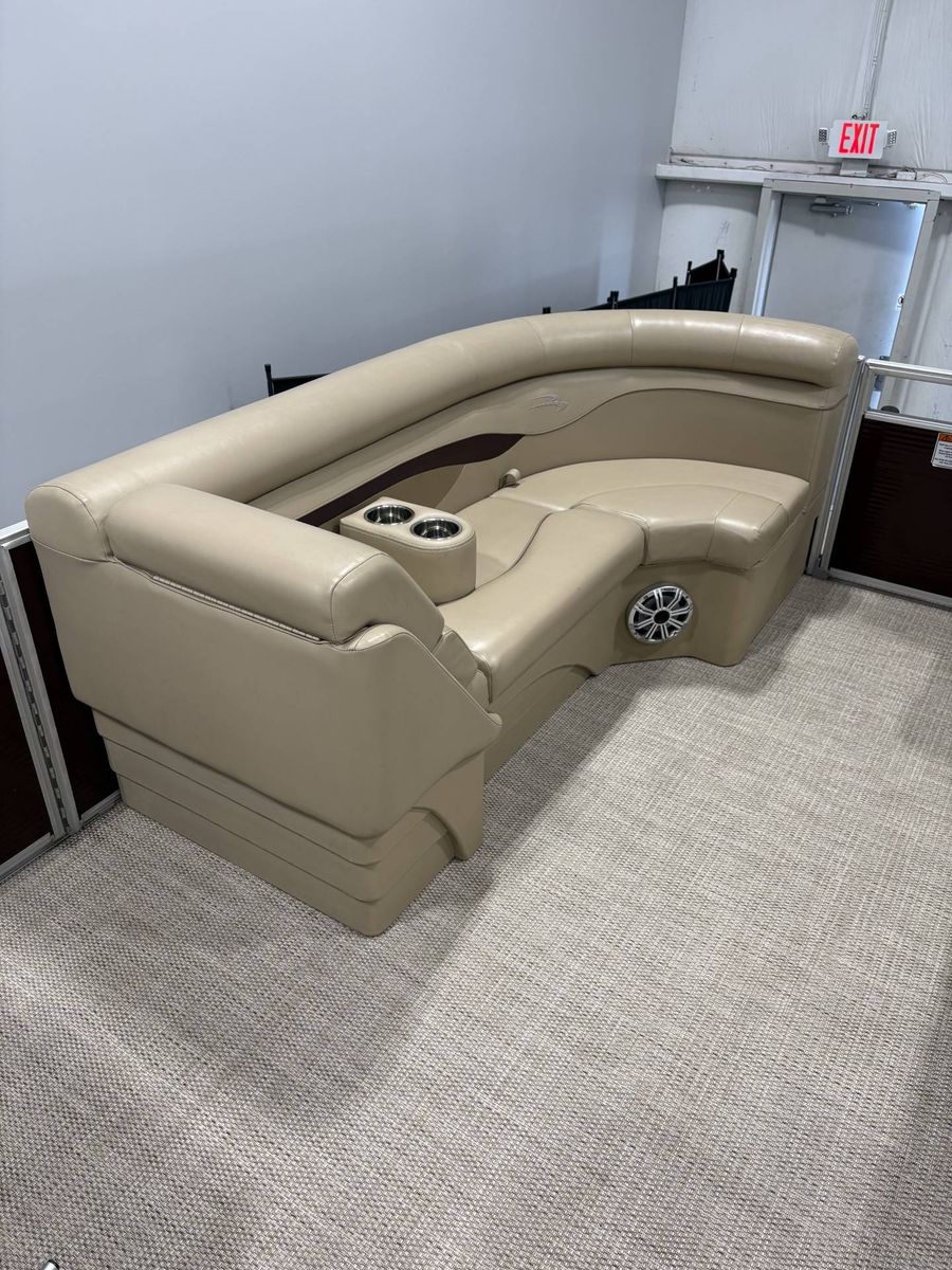 2018 Bennington 21SLX, photo 18 of 19