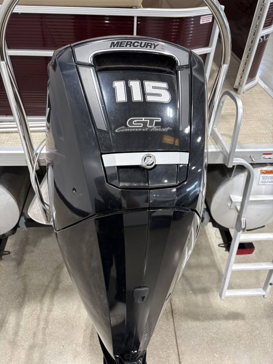 2018 Bennington 21SLX, photo 8 of 19