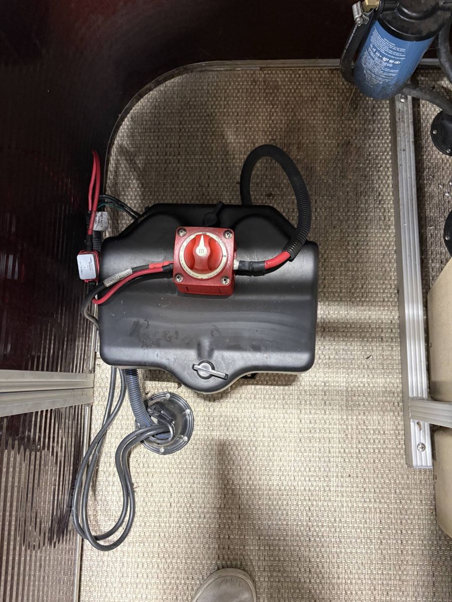 2018 Bennington 21SLX, photo 13 of 19