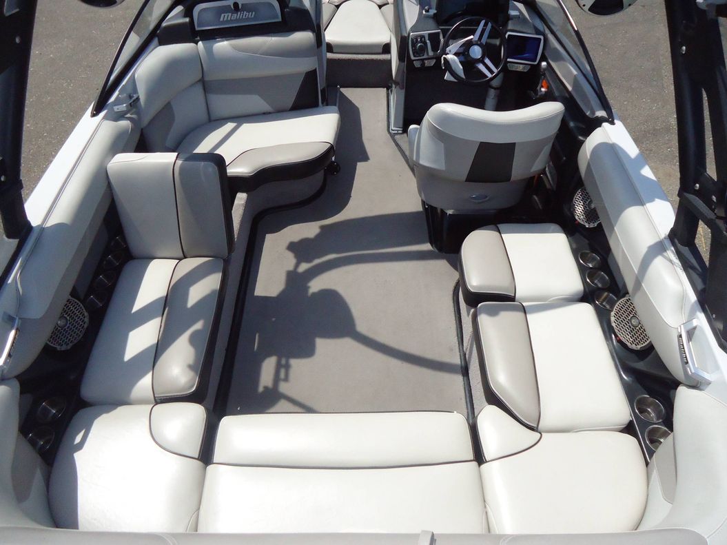 2015 Malibu Boats 22 VLX