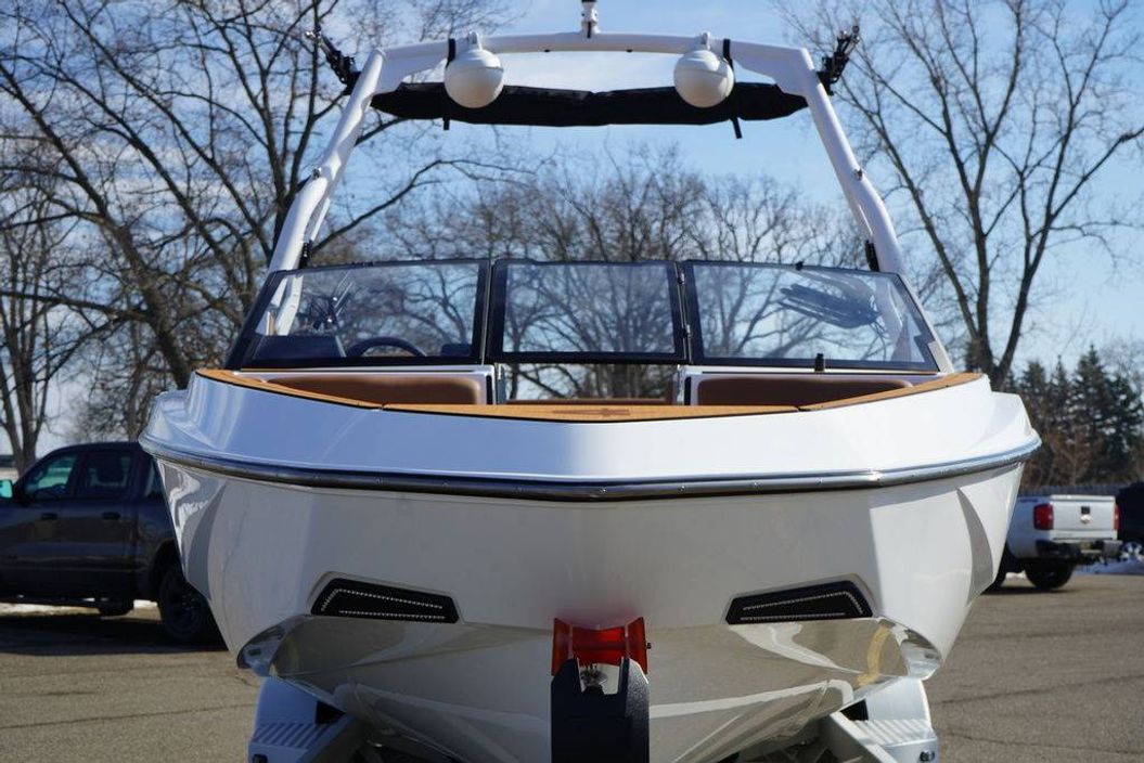 2026 Axis Wake Research T220