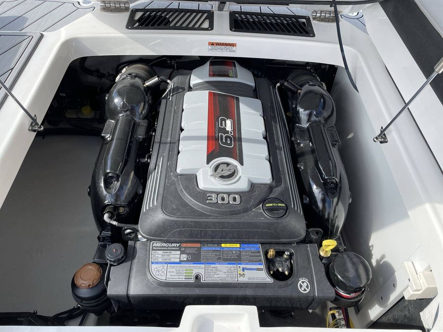 2025 Monterey 238SS, photo 9 of 30